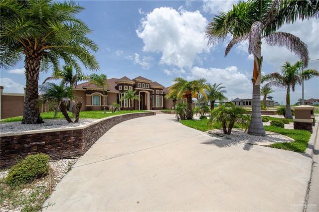 1007 Navajo Drive, Rio Grande City, TX 78582