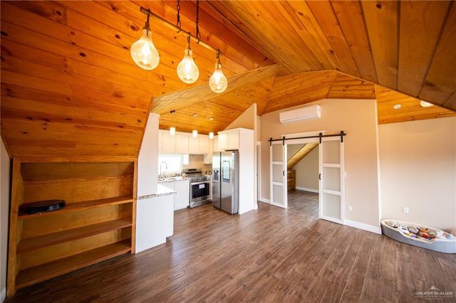 1007 Navajo Drive, Rio Grande City, TX 78582