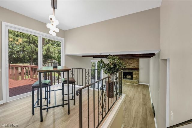 1581 N Circle View Drive, Seven Hills, OH 44131