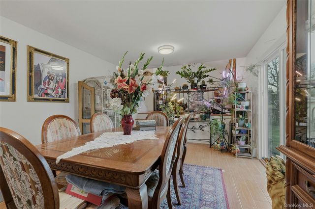 87 Root Avenue, Central Islip, NY 11722