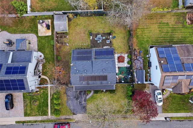 87 Root Avenue, Central Islip, NY 11722