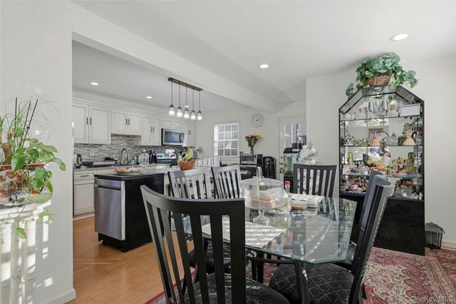 87 Root Avenue, Central Islip, NY 11722