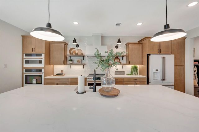 4005 Cardinal Way, Waller, TX 77484
