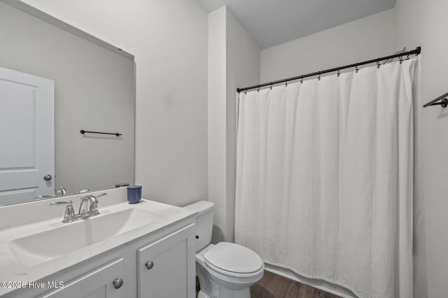 322 Royal Eagle Court, Sneads Ferry, NC 28460