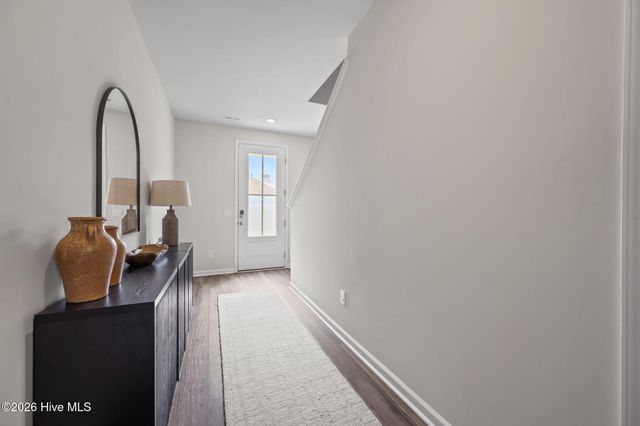 322 Royal Eagle Court, Sneads Ferry, NC 28460