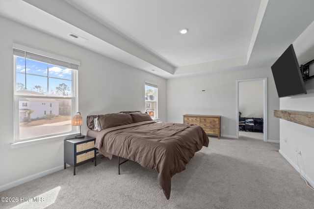 322 Royal Eagle Court, Sneads Ferry, NC 28460