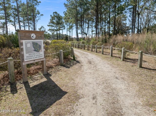 322 Royal Eagle Court, Sneads Ferry, NC 28460