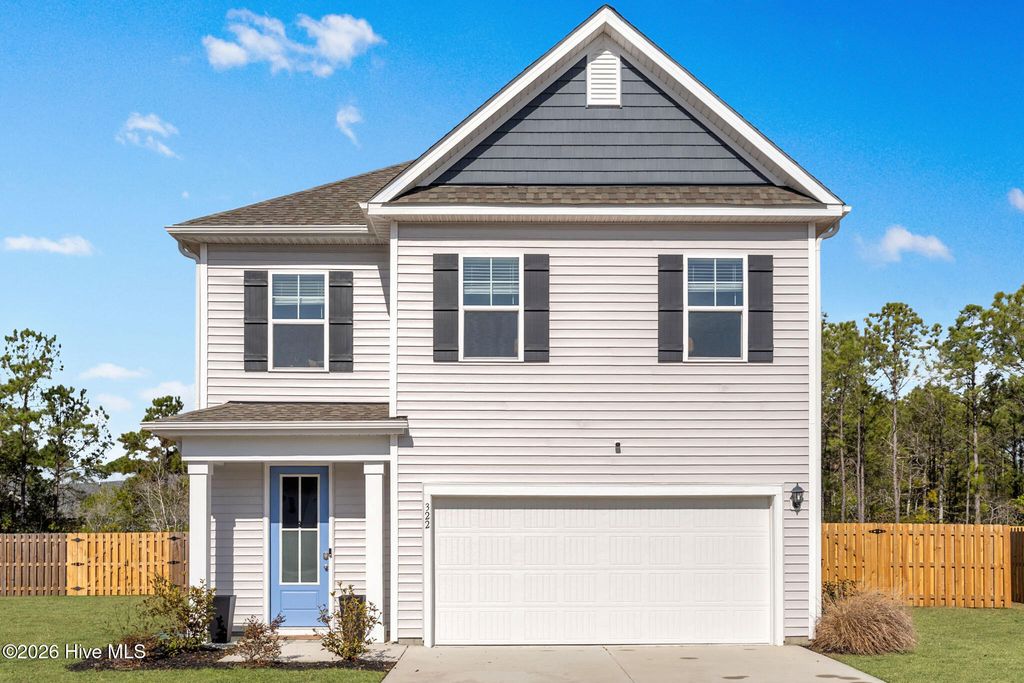 322 Royal Eagle Court, Sneads Ferry, NC 28460