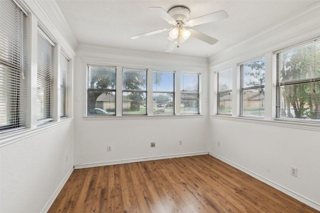 1107 Port Au Prince Drive, Arlington, TX 76012