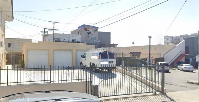 4656 Oakwood Ave, Los Angeles, CA 90004