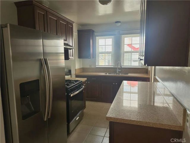 4656 Oakwood Ave, Los Angeles, CA 90004
