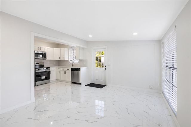 161 Celestia Court, Port St Lucie, FL 34983