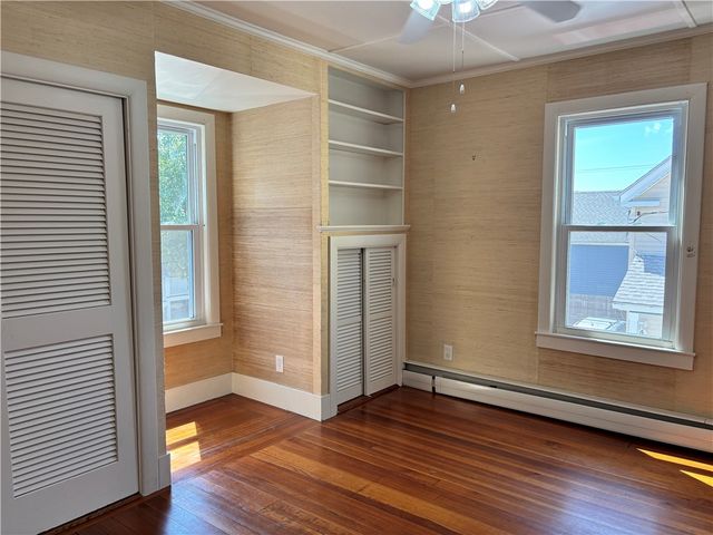 5 Ellwood Place, Newport, RI 02840