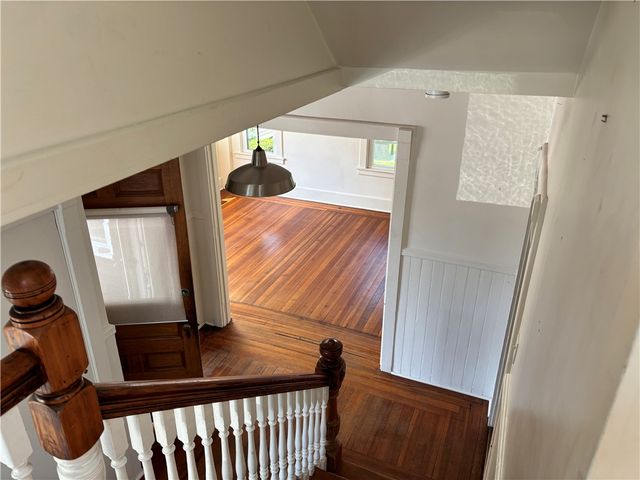 5 Ellwood Place, Newport, RI 02840