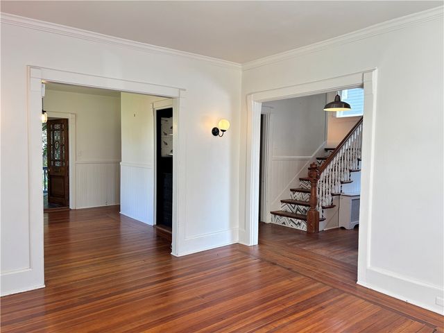 5 Ellwood Place, Newport, RI 02840
