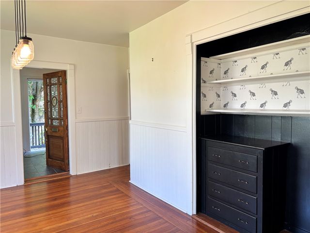 5 Ellwood Place, Newport, RI 02840