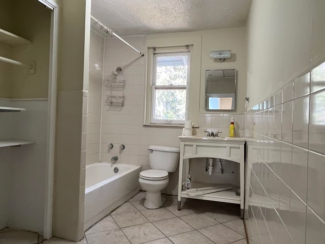 114 Bridge St B, St Augustine, FL 32084