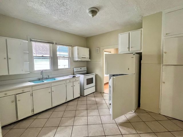 114 Bridge St B, St Augustine, FL 32084