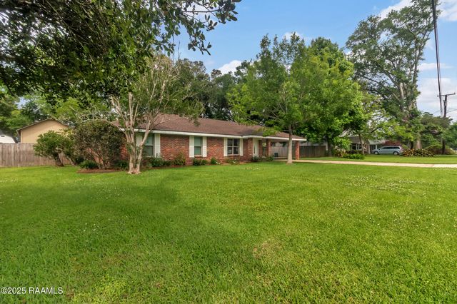 207 Grand Avenue, Lafayette, LA 70503