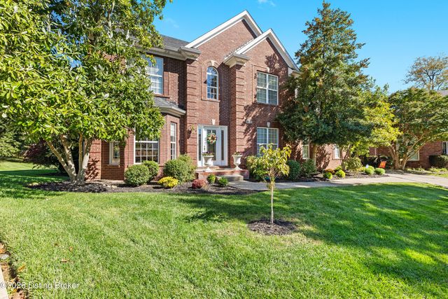 13809 High Trail Ct, Louisville, KY 40299
