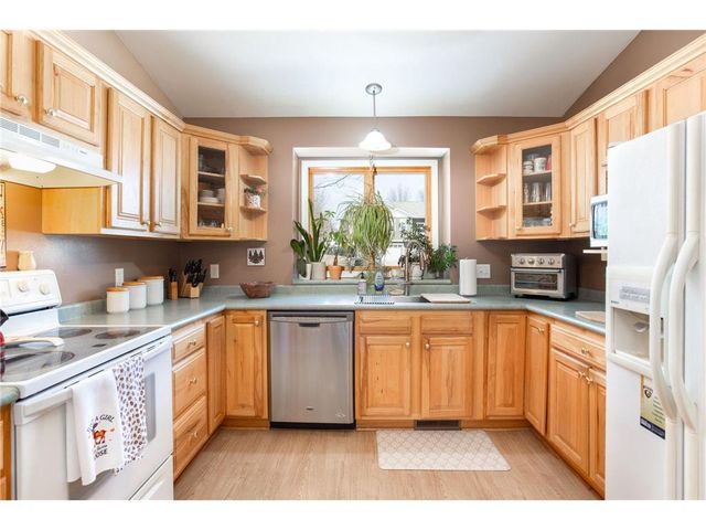 634 Jefferson Street, River Falls, WI 54022