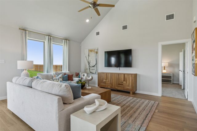 1010 Ocean Breeze Way, Princeton, TX 75407