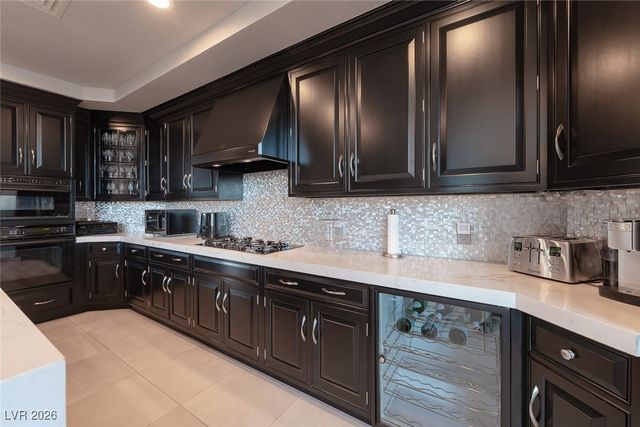 1 Hughes Center Drive 304, Las Vegas, NV 89169