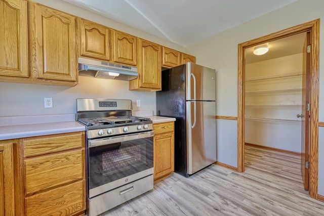 6413 Dylyn Drive, Madison, WI 53719
