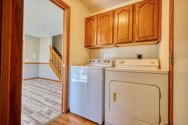 6413 Dylyn Drive, Madison, WI 53719