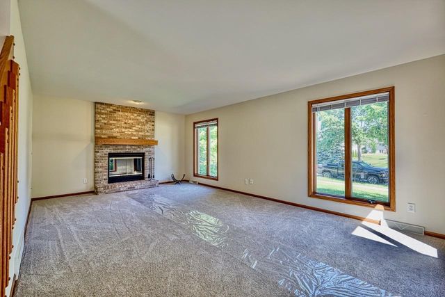 6413 Dylyn Drive, Madison, WI 53719