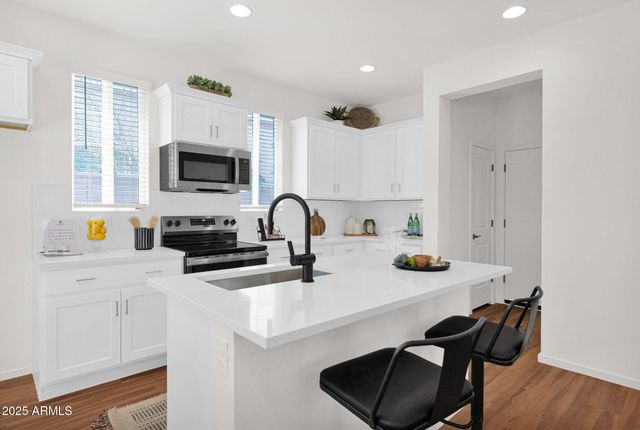 16875 N 12TH Street 24, Phoenix, AZ 85022