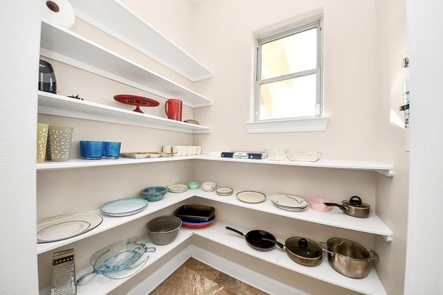 615 29th Street, Dickinson, TX 77539