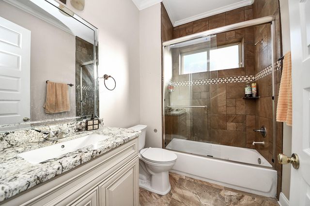 615 29th Street, Dickinson, TX 77539