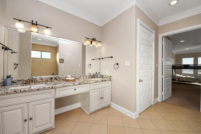 615 29th Street, Dickinson, TX 77539