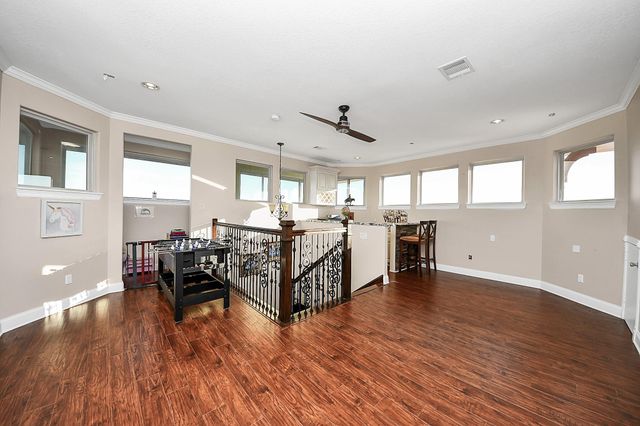 615 29th Street, Dickinson, TX 77539