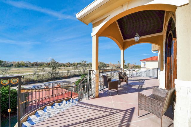 615 29th Street, Dickinson, TX 77539