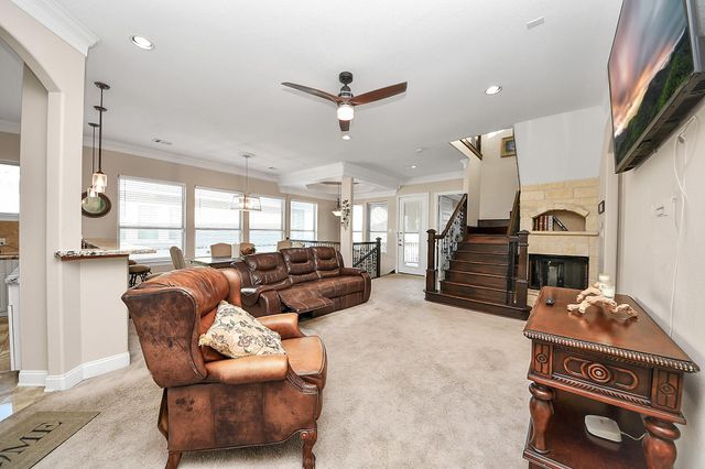 615 29th Street, Dickinson, TX 77539