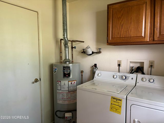 878 Winchester Court B, Manchester, NJ 08759