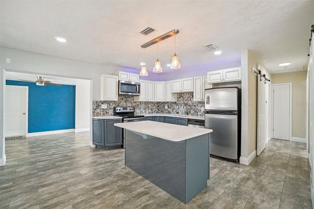 541 FIREFLY LANE, Apollo Beach, FL 33572