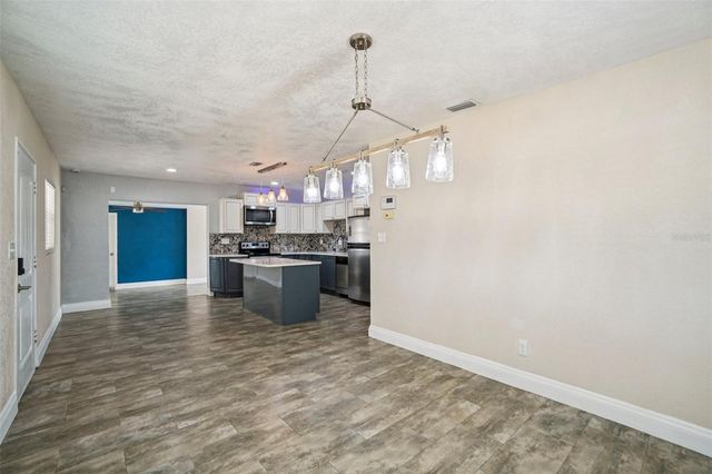 541 FIREFLY LANE, Apollo Beach, FL 33572