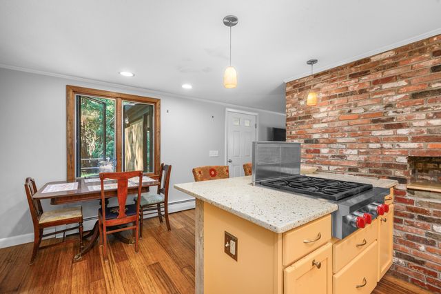 62 Hillside Drive, Centerville, MA 02632