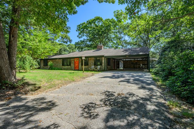 62 Hillside Drive, Centerville, MA 02632