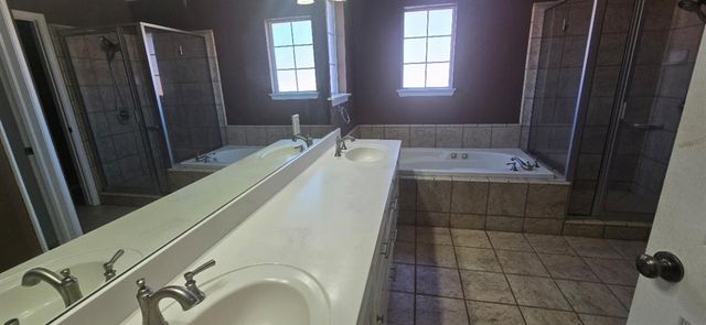 2725 Brenton Drive, Edmond, OK 73012