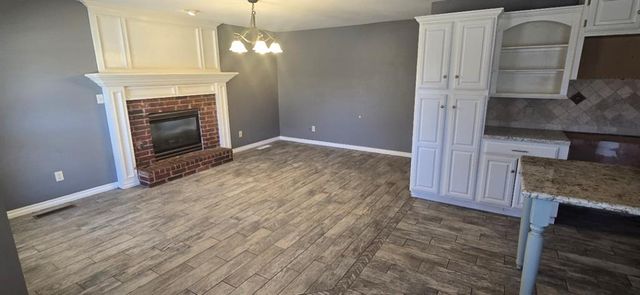 2725 Brenton Drive, Edmond, OK 73012