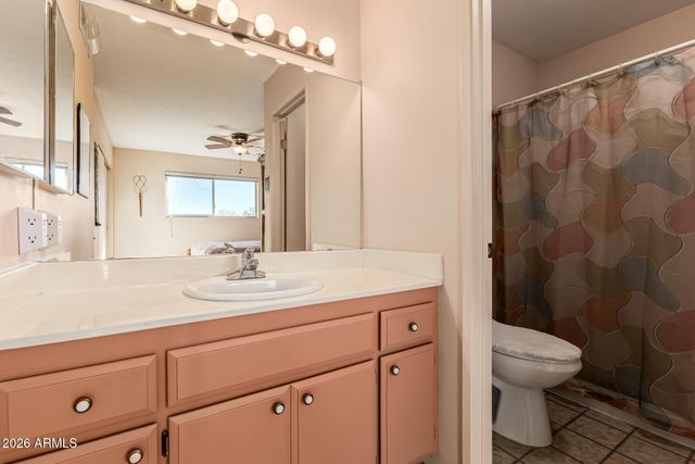 5525 E THOMAS Road O8, Phoenix, AZ 85018