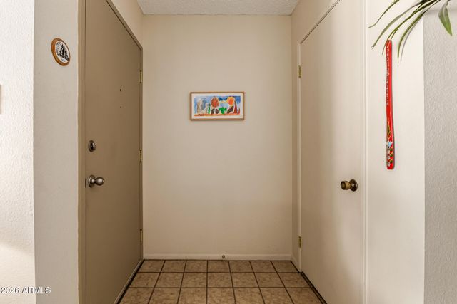 5525 E THOMAS Road O8, Phoenix, AZ 85018