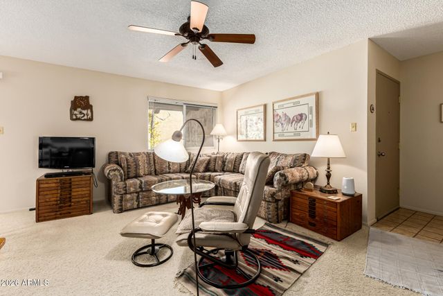 5525 E THOMAS Road O8, Phoenix, AZ 85018