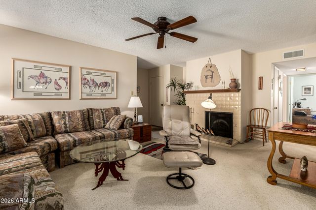 5525 E THOMAS Road O8, Phoenix, AZ 85018