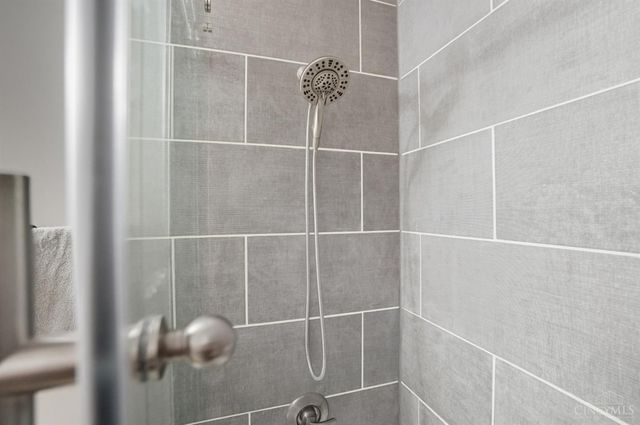 6328 Maple Grove, Hamilton Twp, OH 45152