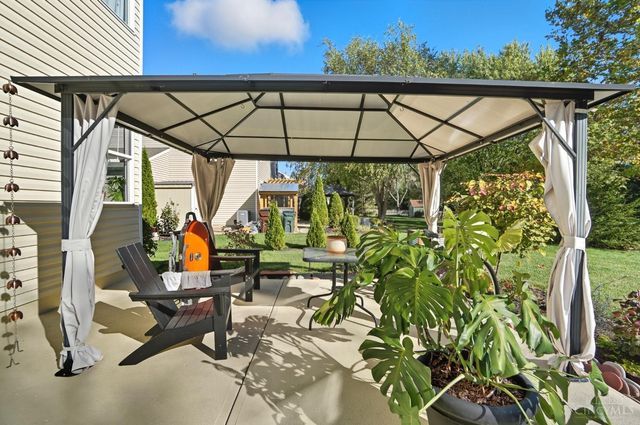 6328 Maple Grove, Hamilton Twp, OH 45152